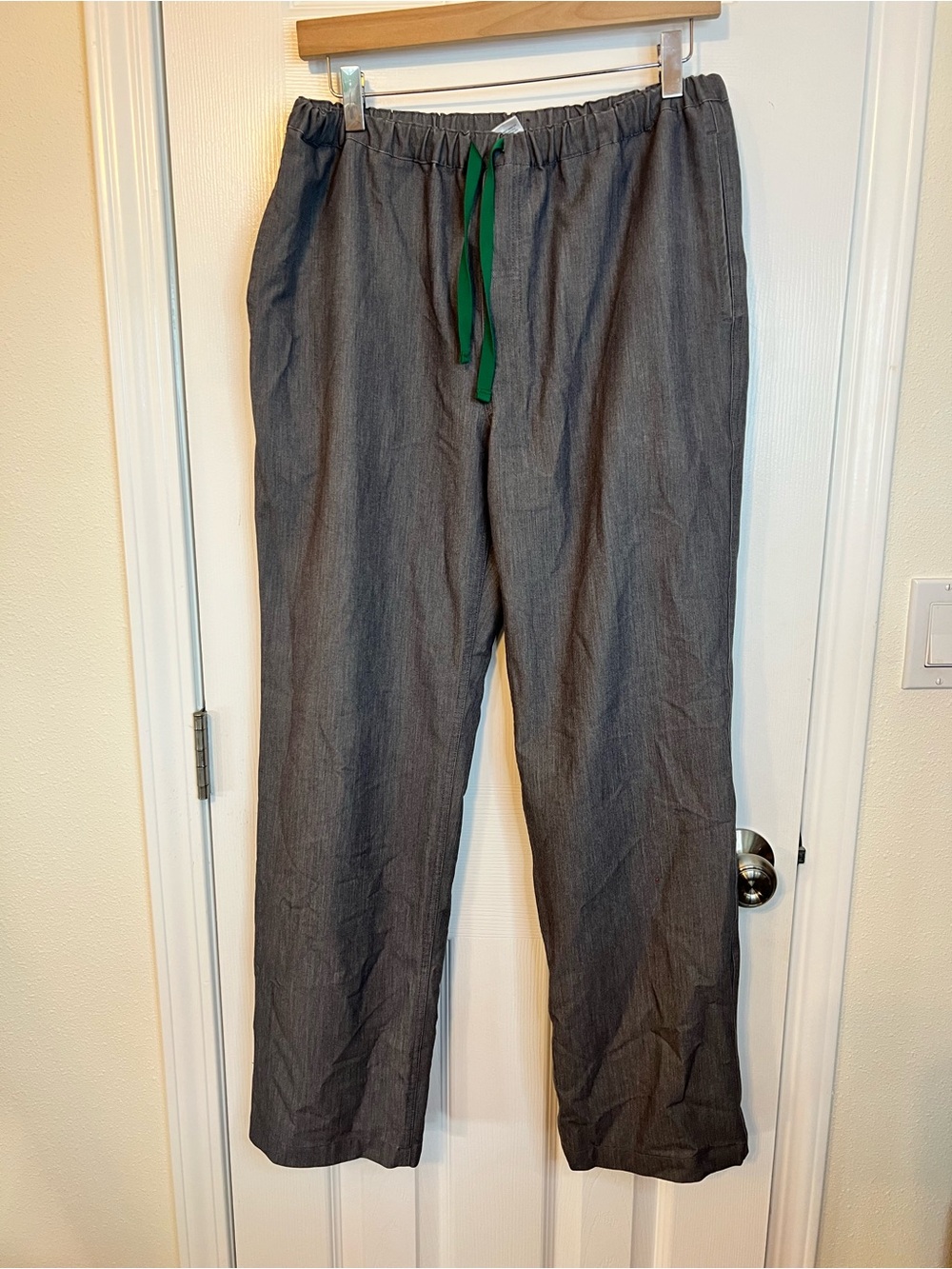 Figs Men's Gray Jogger Pants with Green Drawstring